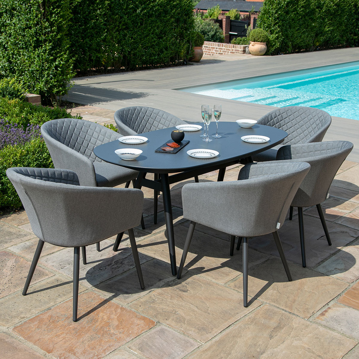 Outdoor Furniture Dining Set - طقم طعام خارجي حديث وبسيط للفناء،
