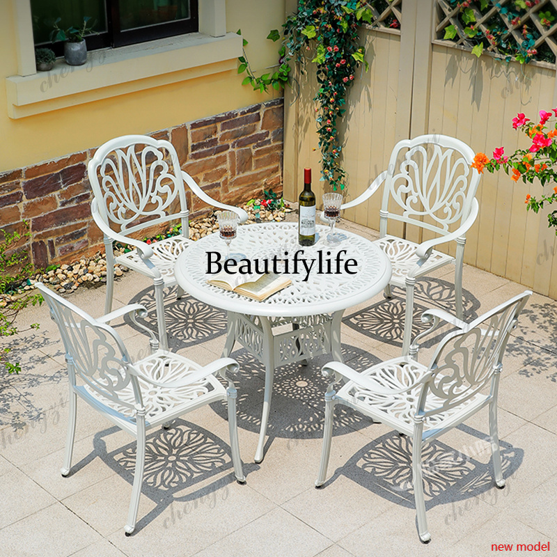 Outdoor Furniture Italian - مجموعات أثاث حدائق بتصميم بسيط وفاخر،