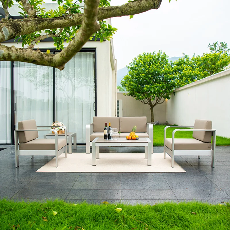 Outdoor Furniture Italian - أرائك حديقة بتصميم بسيط على الطراز