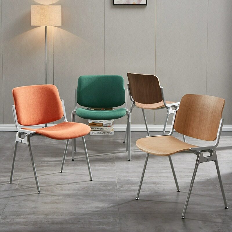 كرسي طعام عصري مبطن بتصميم إيط - مراجعة Outdoor Furniture Italian وسعره